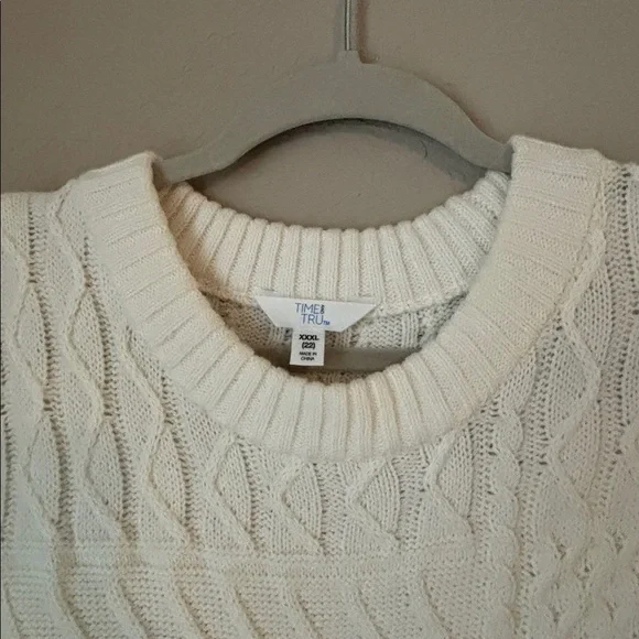 Time and Tru Cream Cable Knit Sweater - Picture 2 of 3
